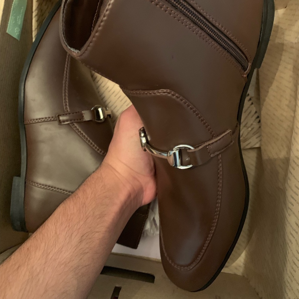Brown urban outfitters leather Chelsea boots size9